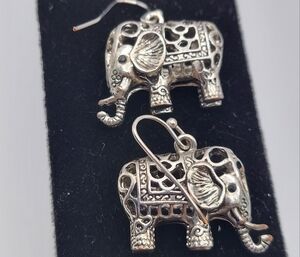 Vintage Elephant Dangle Earrings,  silvertone, GC.